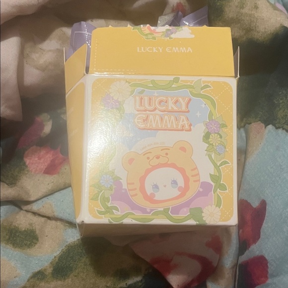 Lucky Emma Box Elephant Plush - Picture 3 of 6